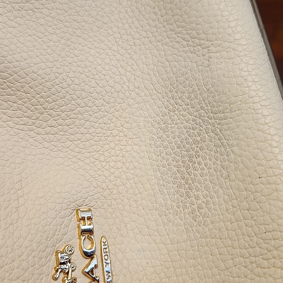 Coach Ivory Leather "Edie" - Picture 13 of 14